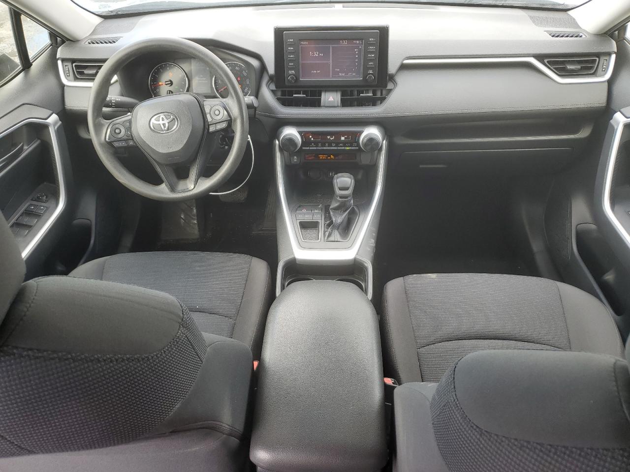 2019 Toyota RAV 4 - Image 8