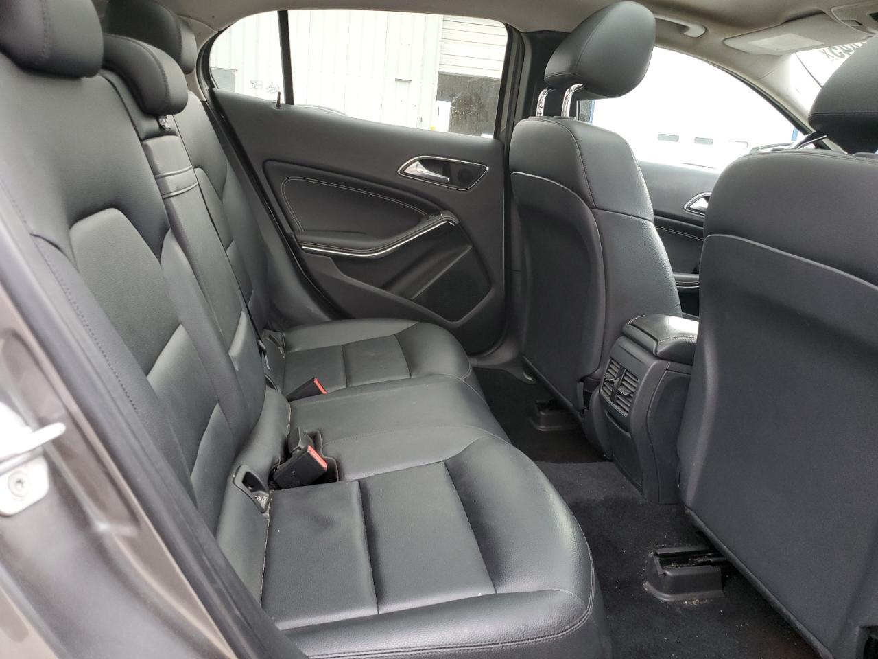 2015 Mercedes-Benz GLA-klasse - Image 11