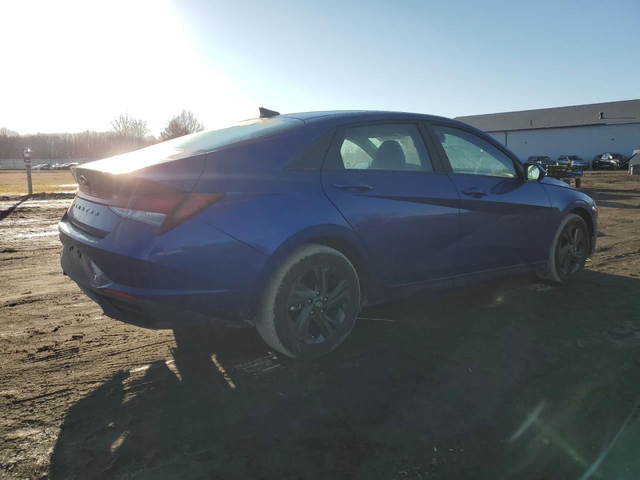 2023 Hyundai Elantra - Image 3
