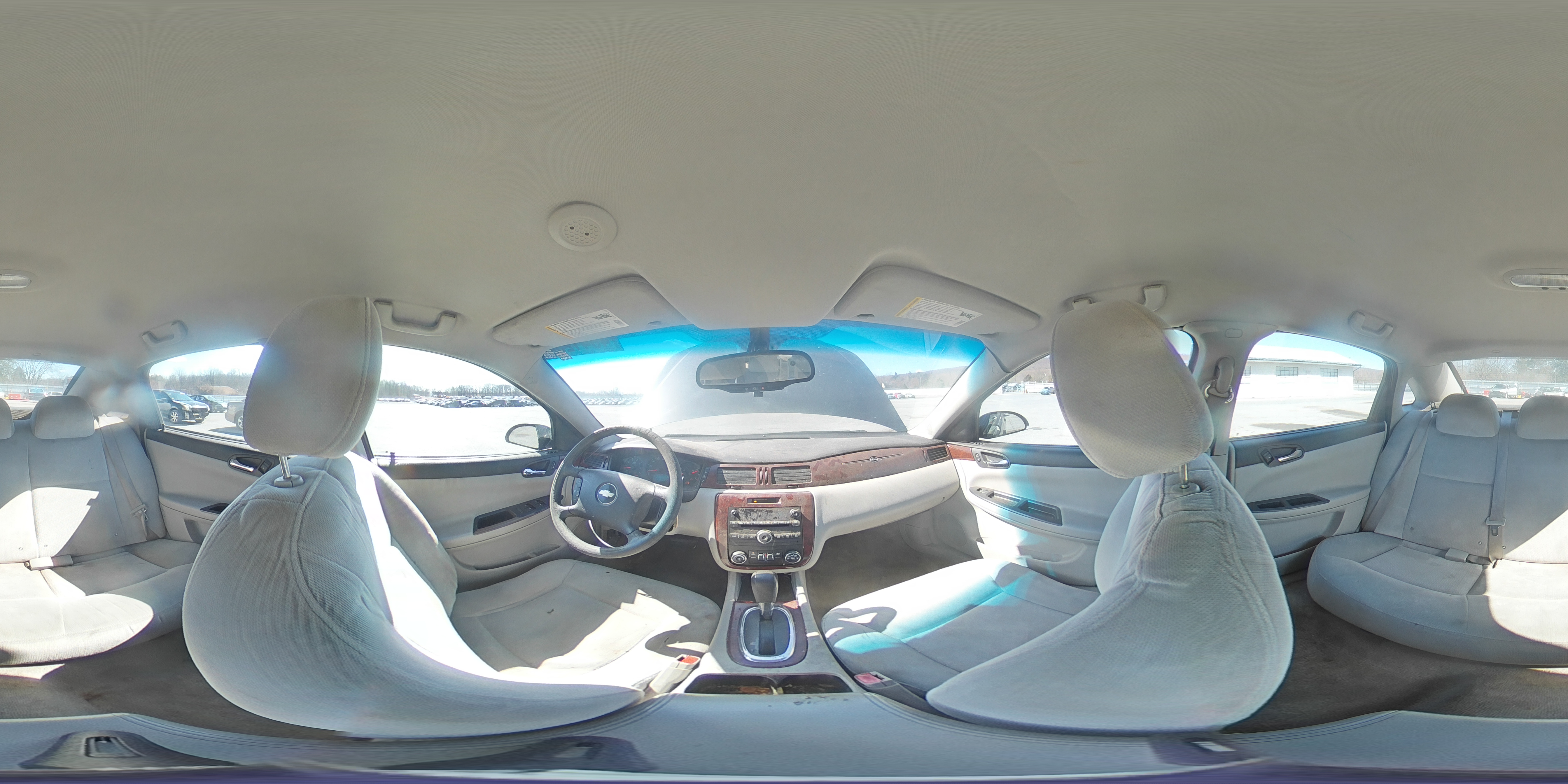 2010 Chevrolet Impala - Image 13