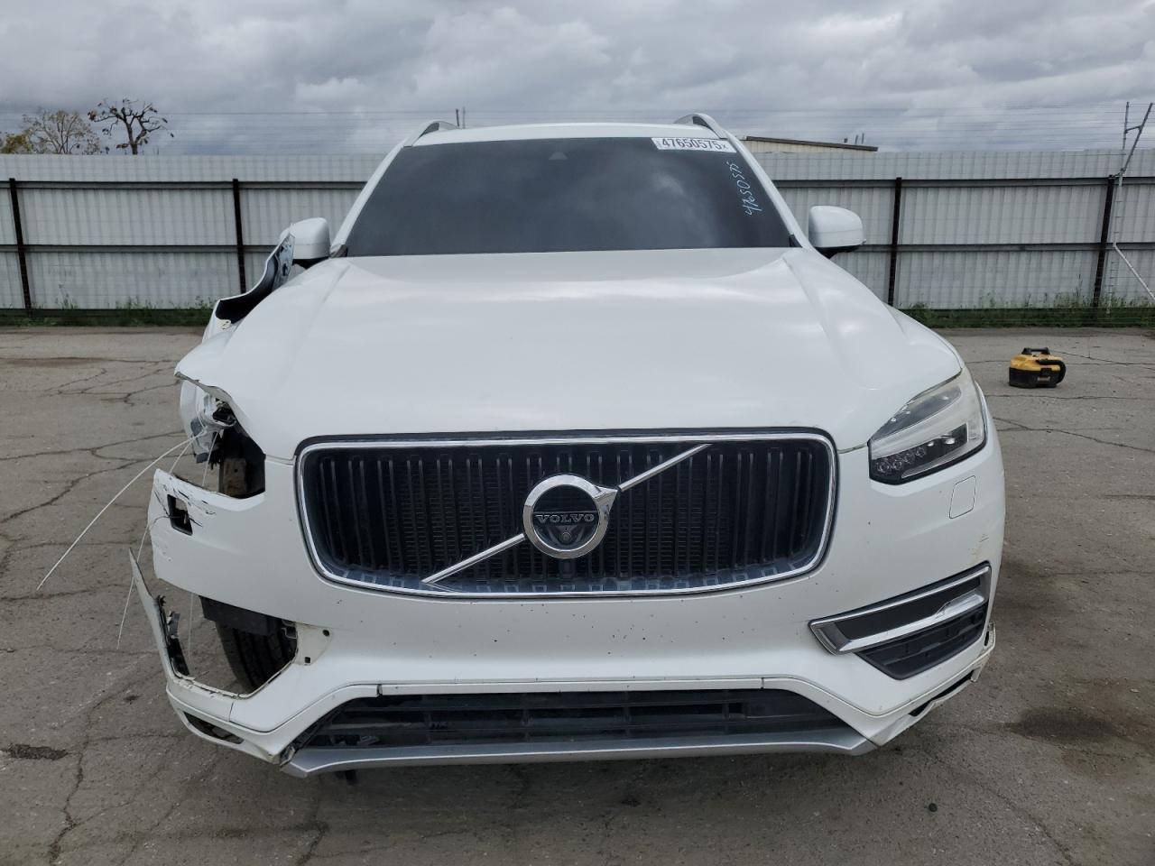 2016 Volvo XC90 - Image 5