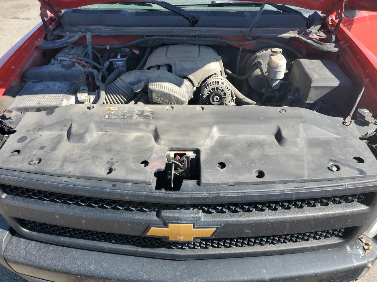 2010 Chevrolet Silverado - Image 11