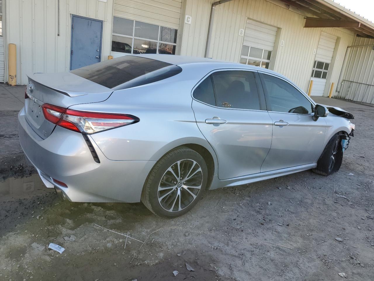 2018 Toyota Camry - Image 3