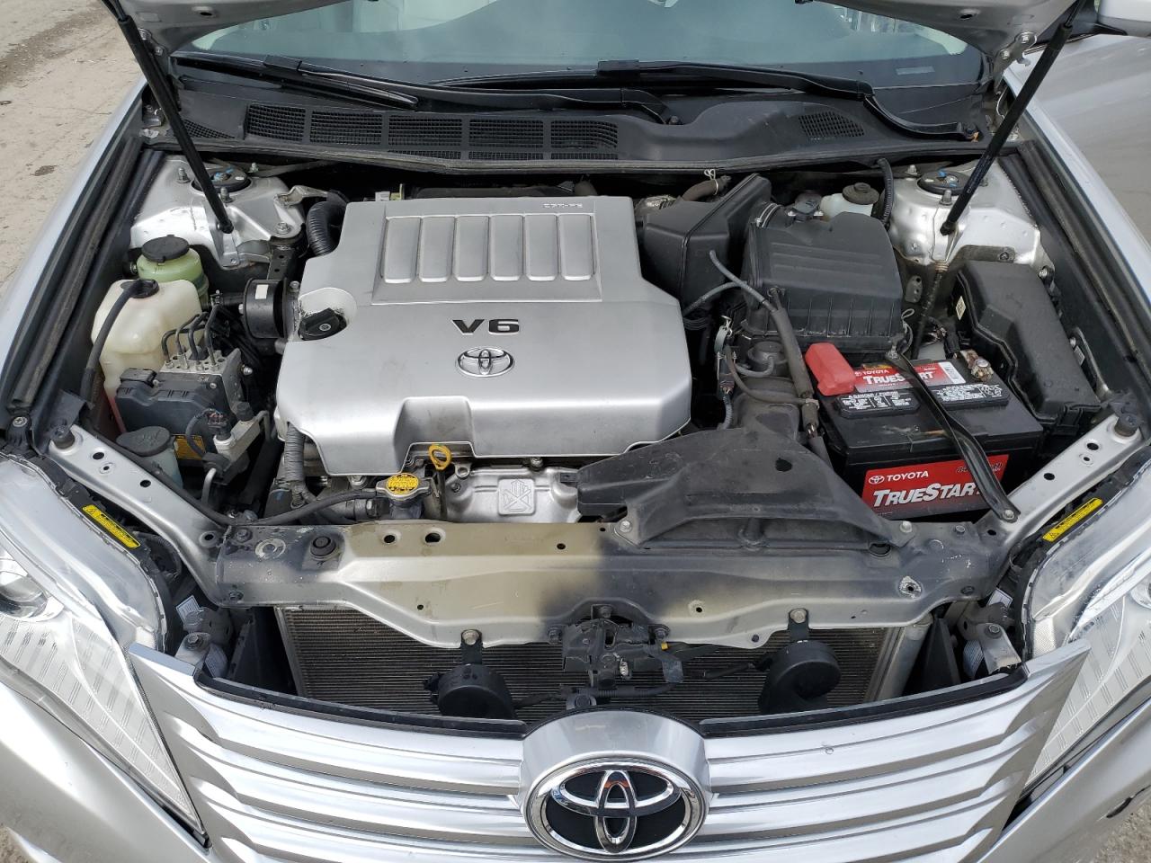 2011 Toyota Avalon - Image 11