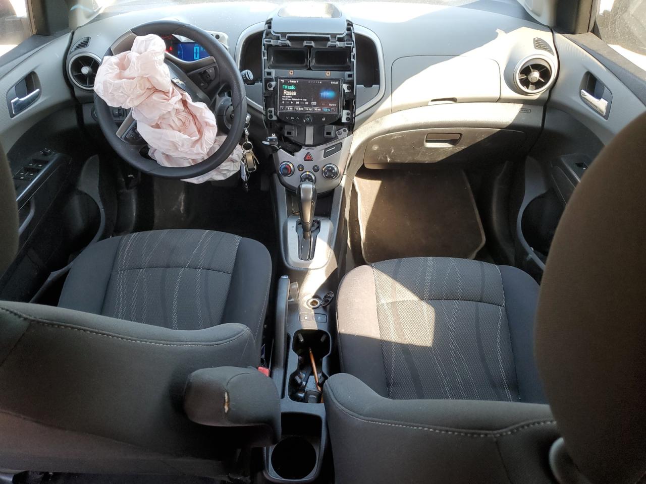 2013 Chevrolet Sonic - Image 8