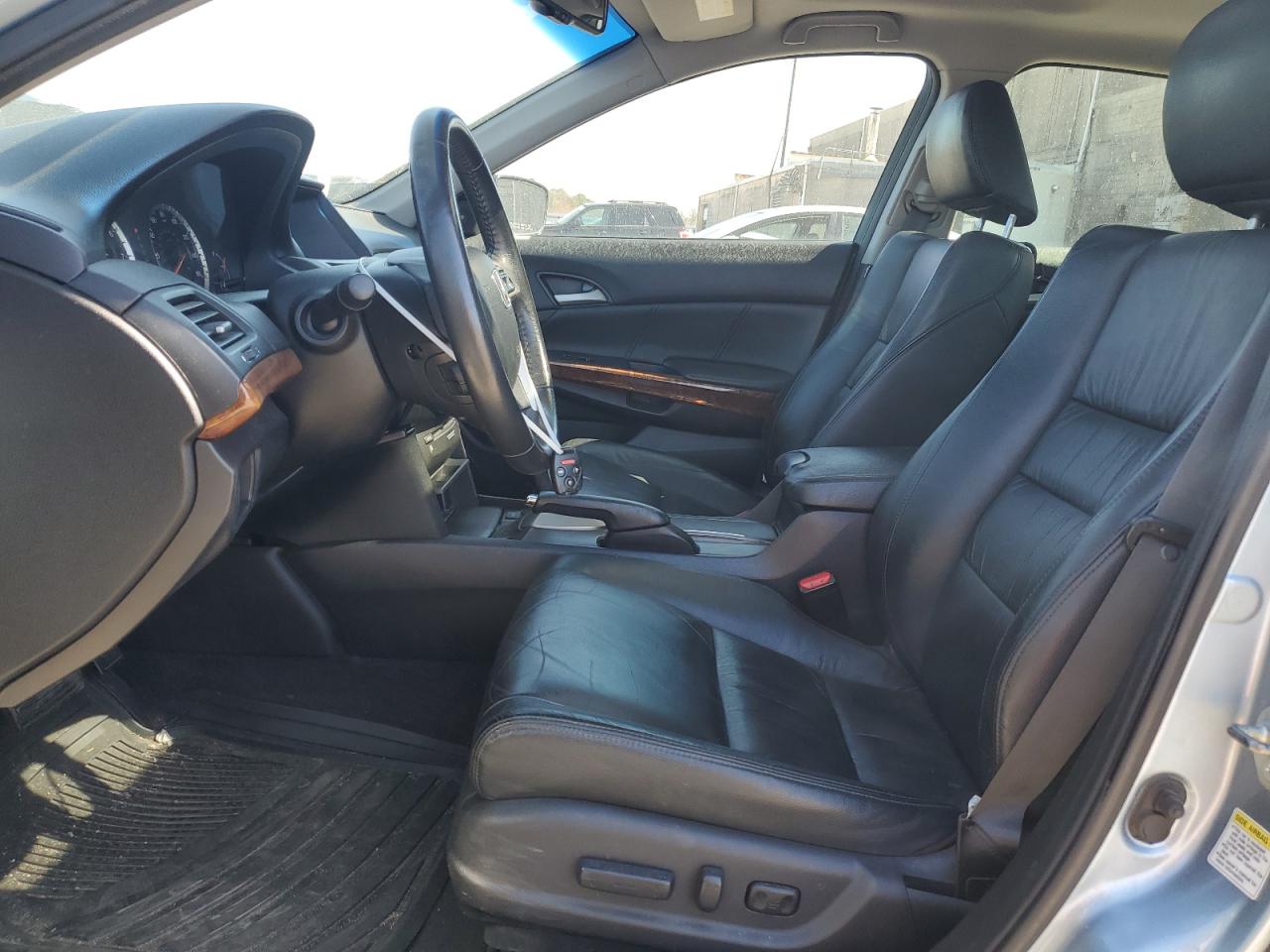 2012 Honda Accord - Image 7