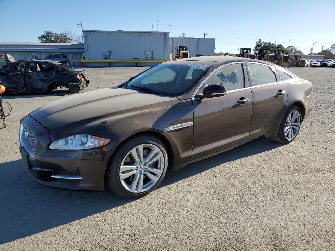 2014 Jaguar XJ - Image 1