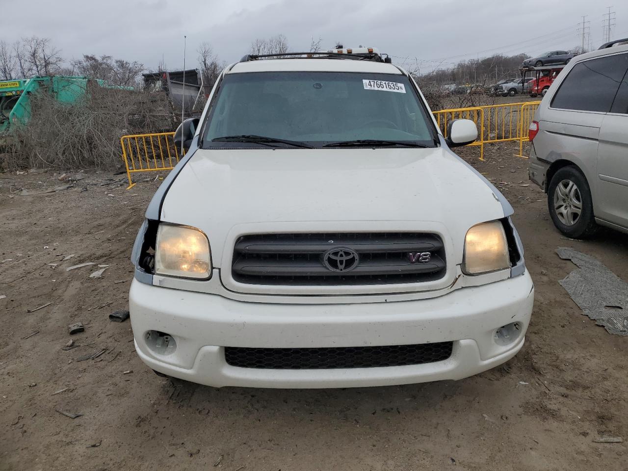 2002 Toyota Sequoia - Image 5