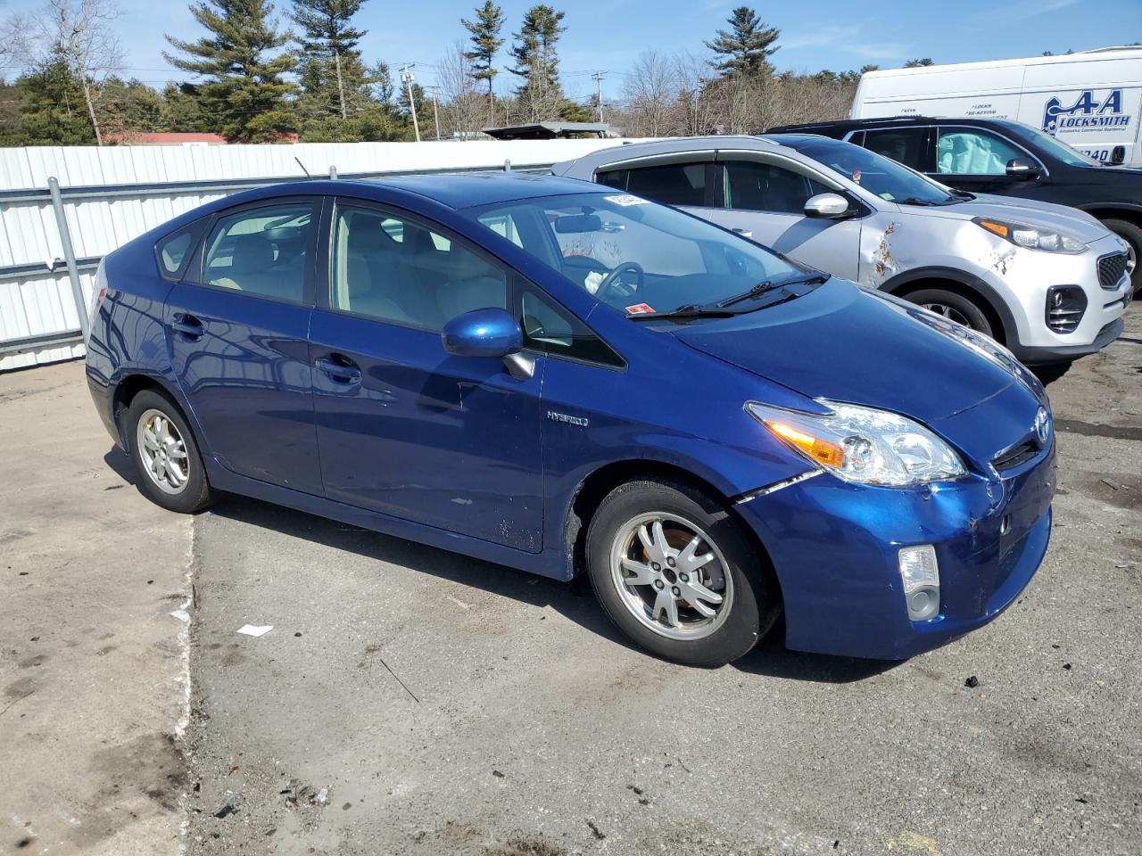 2011 Toyota Prius - Image 4