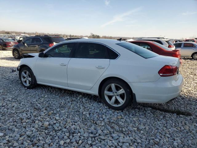 Sedans VOLKSWAGEN PASSAT 2013 Biały