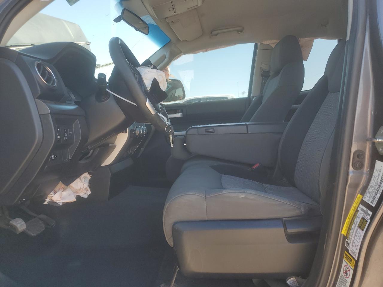 2014 Toyota Tundra - Image 7