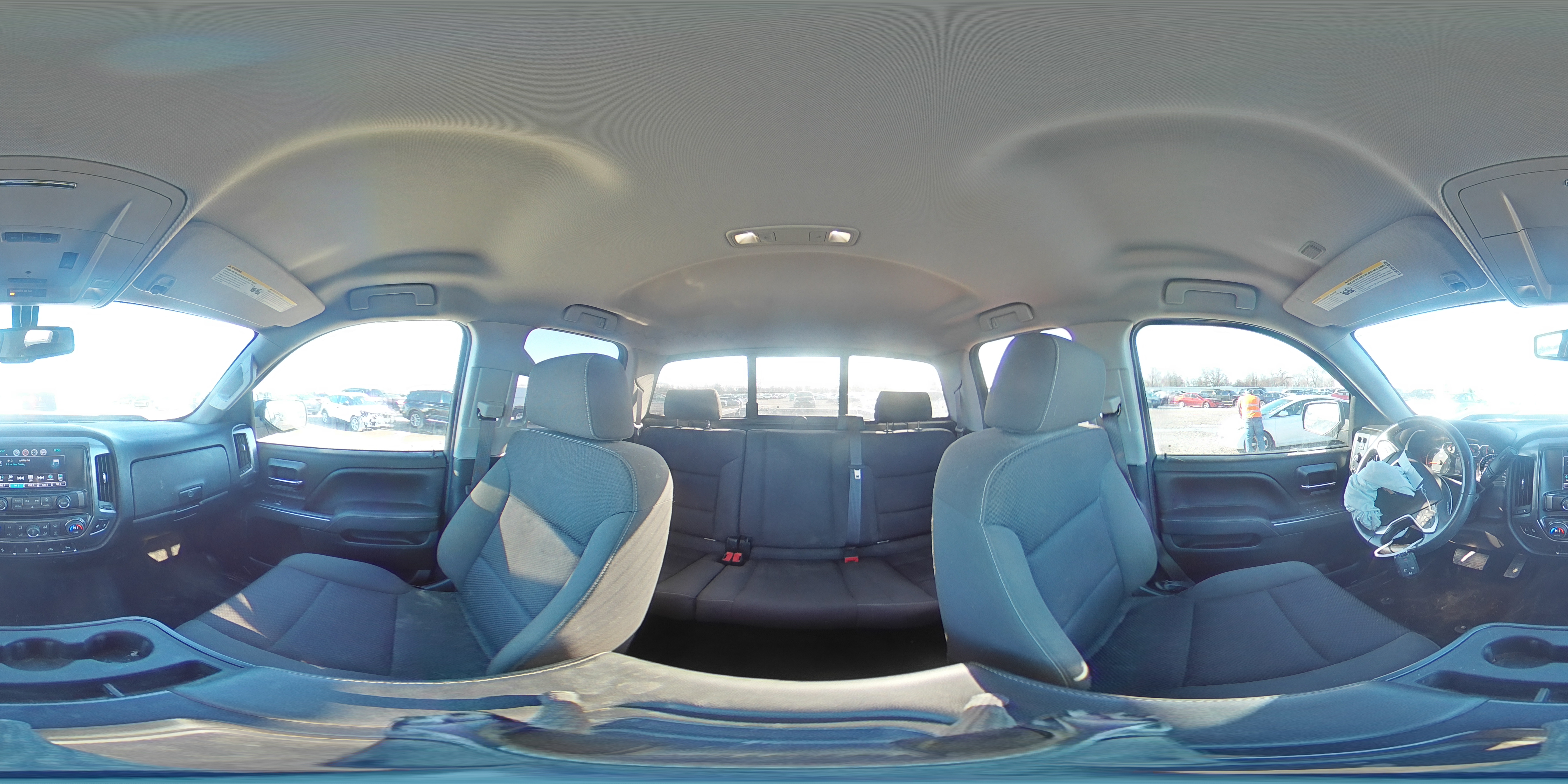 2016 Chevrolet Silverado - Image 13