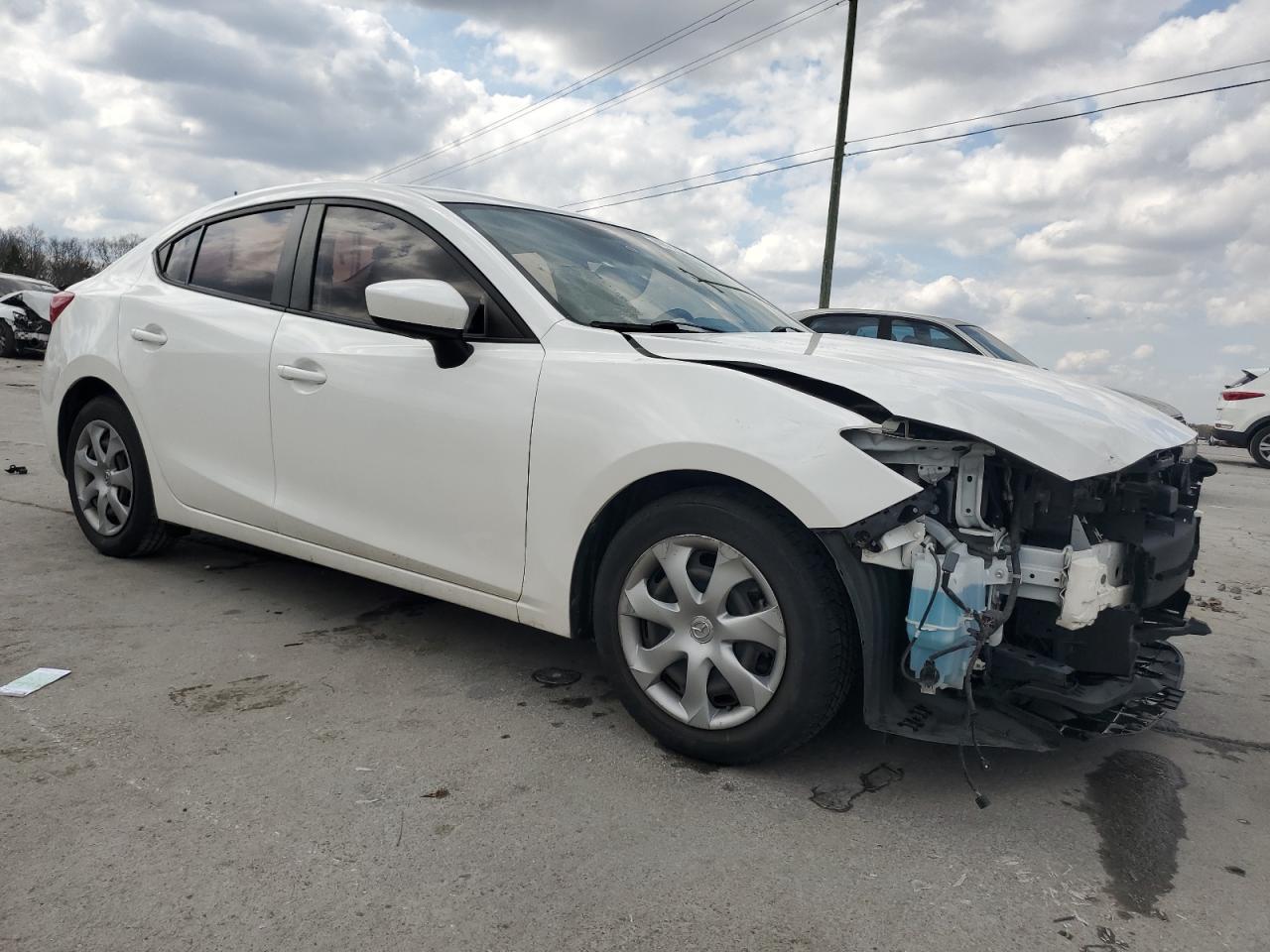 2017 Mazda 3 - Image 4