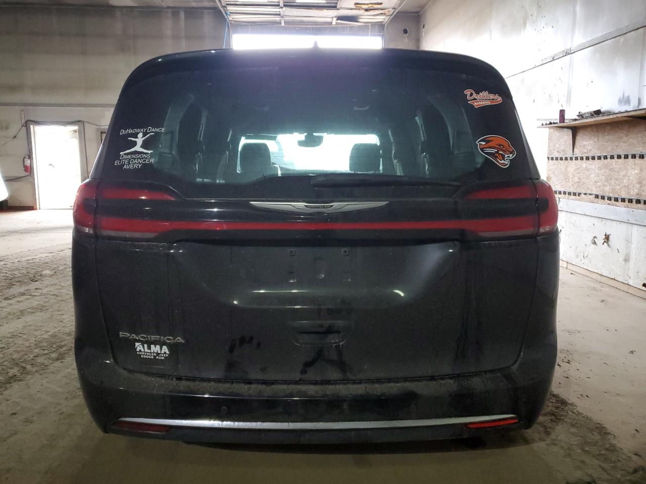 2022 Chrysler Pacifica - Image 6