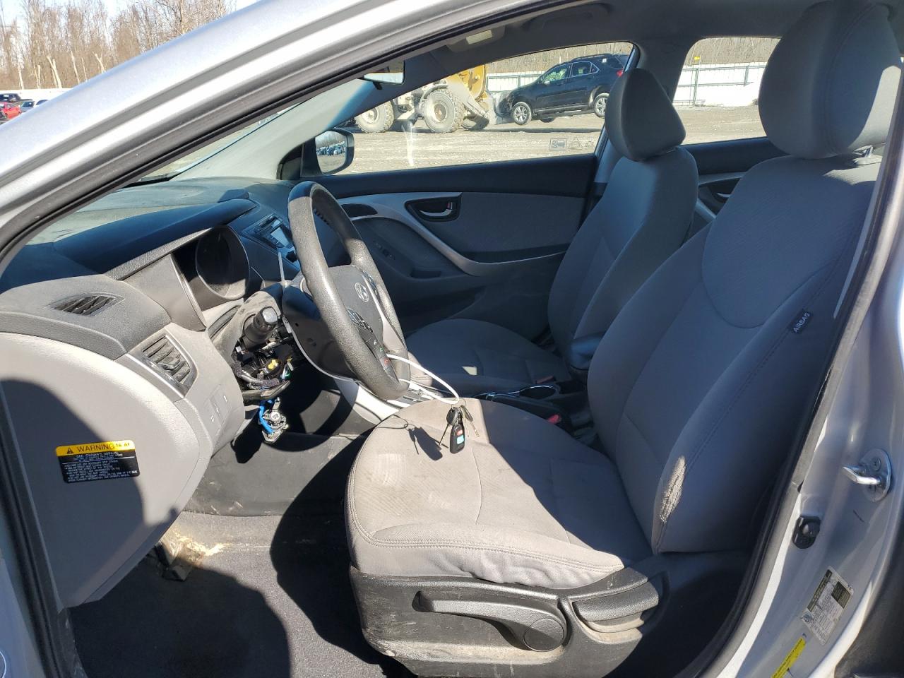 2013 Hyundai Elantra - Image 7