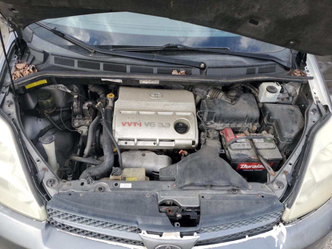 2005 Toyota Sienna - Image 12