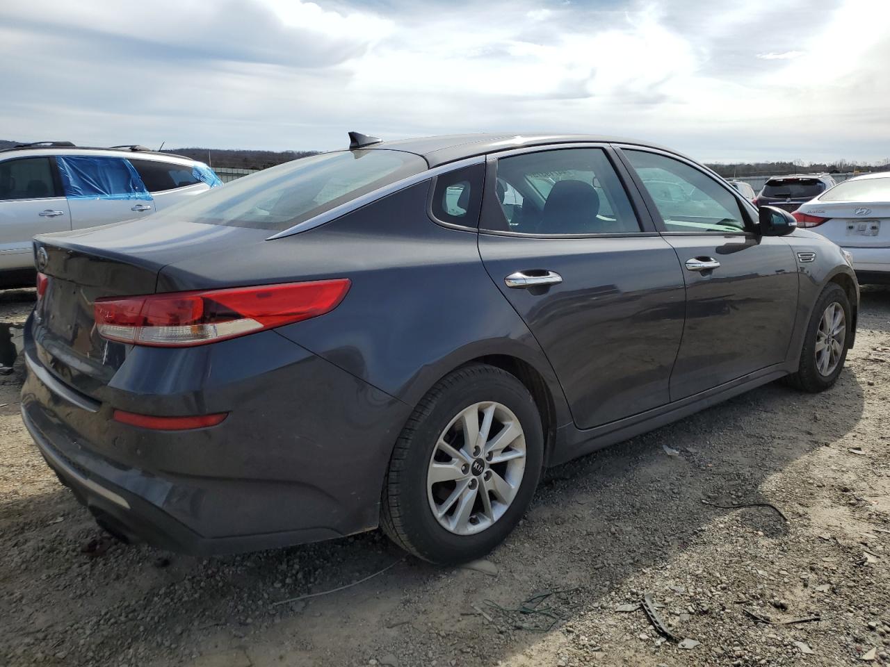 2019 Kia Optima - Image 3