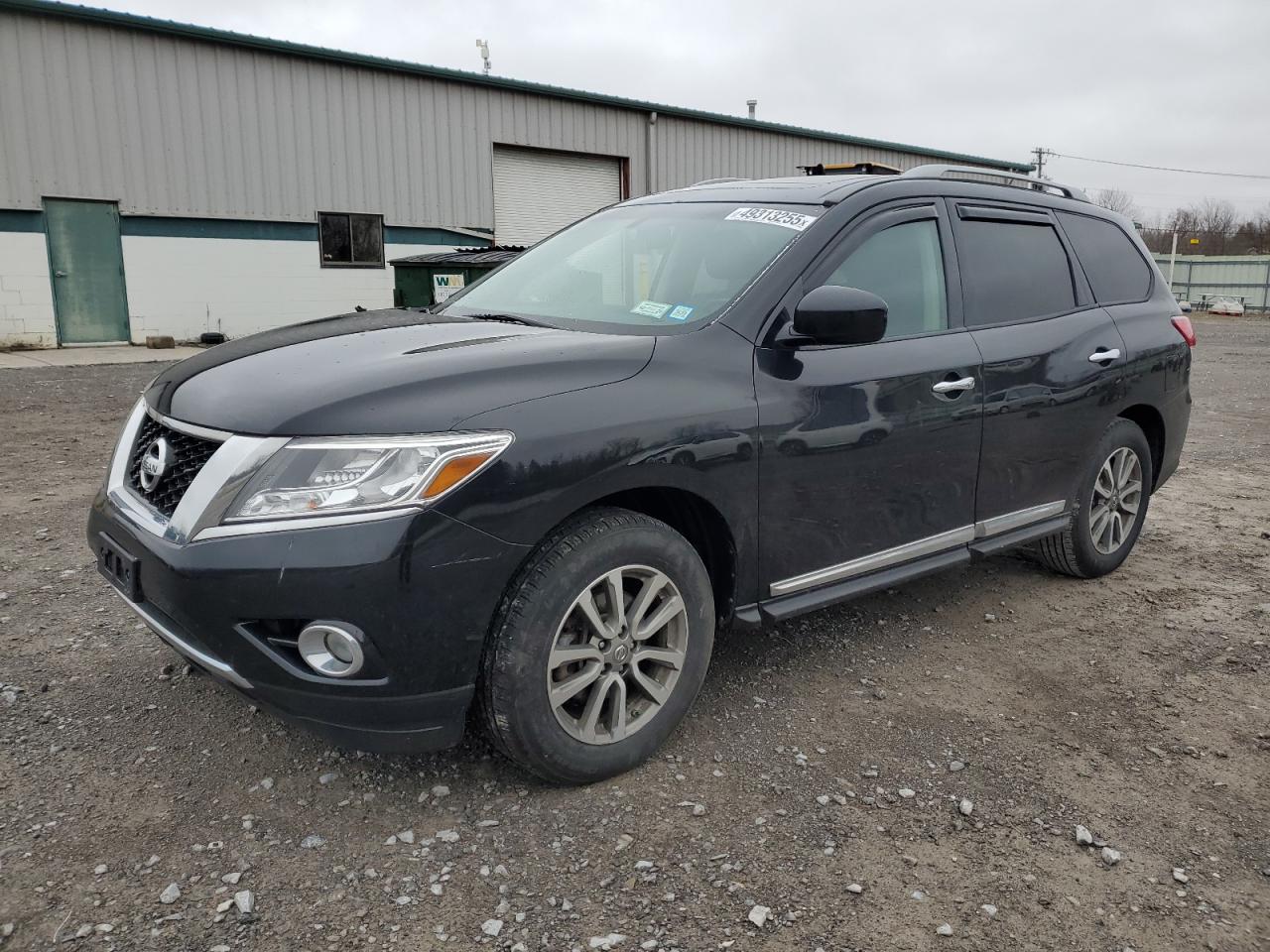 2013 Nissan Pathfinder - Image 1