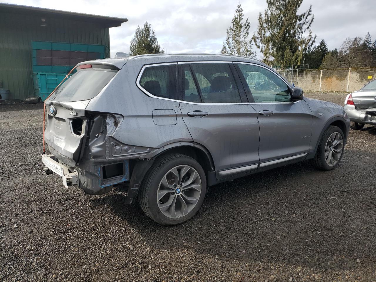 2015 BMW X3 - Image 3