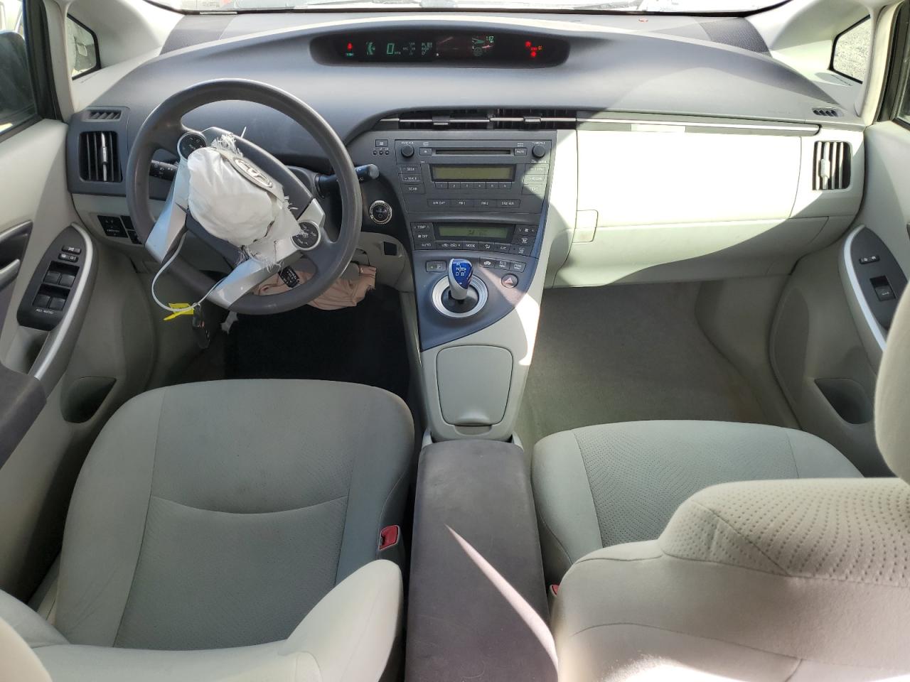 2010 Toyota Prius - Image 8