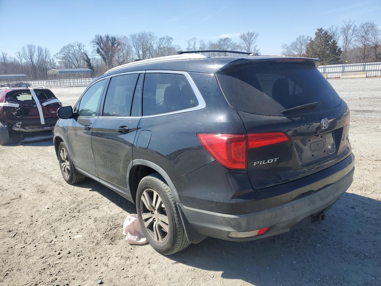 2018 Honda Pilot - Image 2