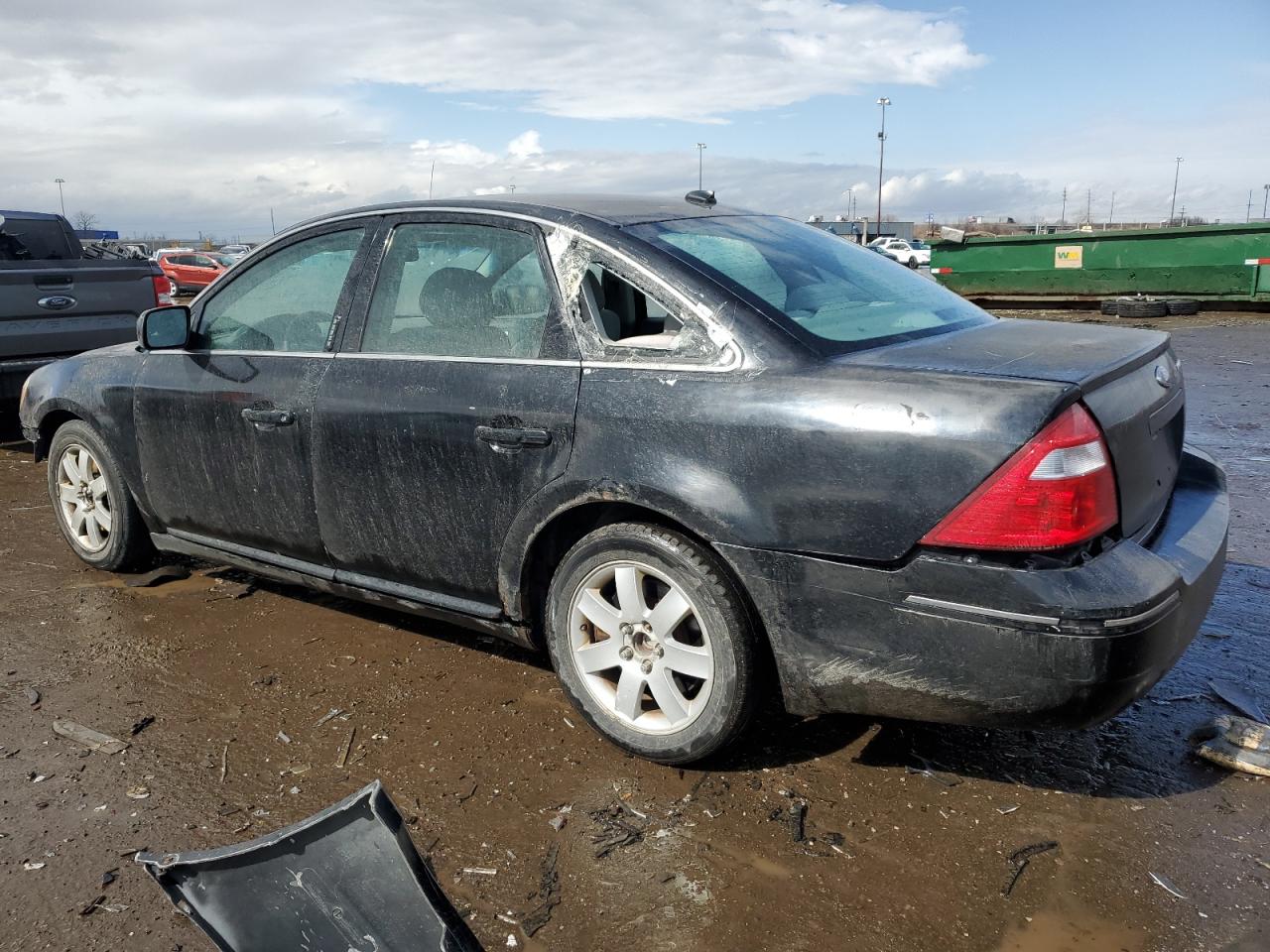 2007 Ford Five Hundred - Image 2