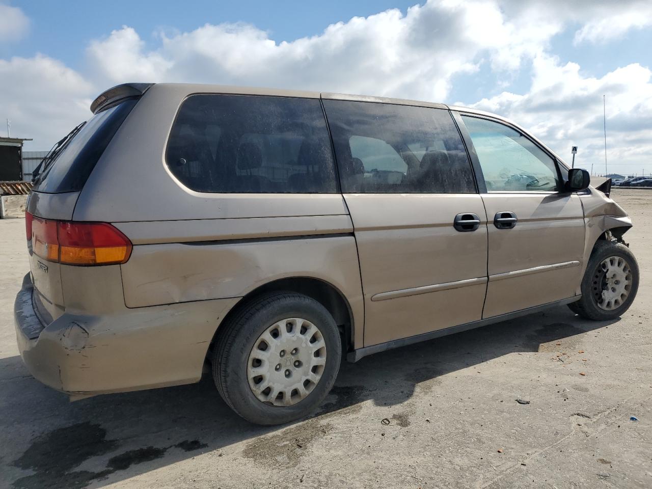 2004 Honda Odyssey - Image 3