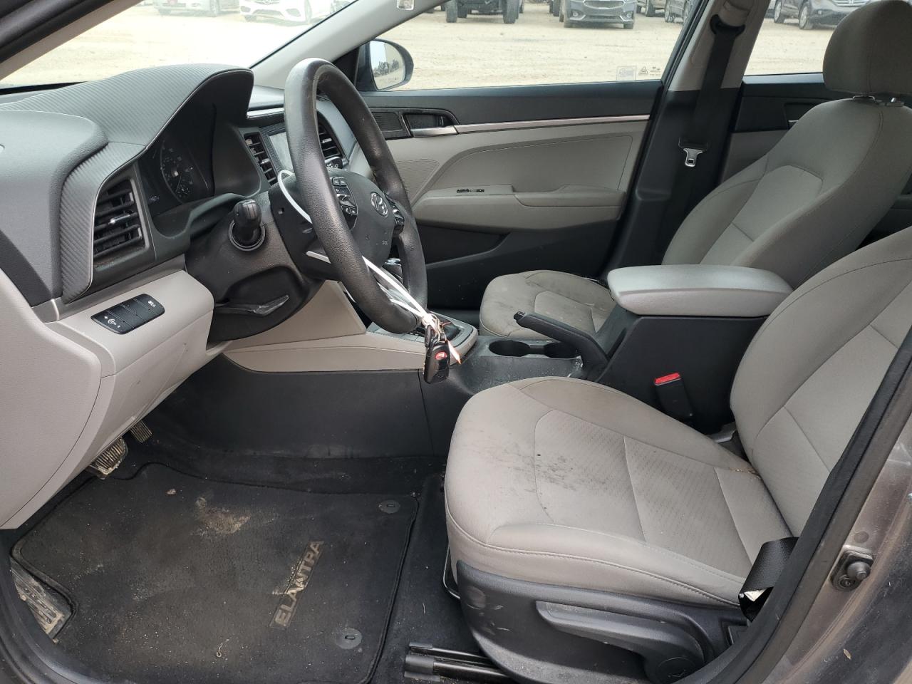 2019 Hyundai Elantra - Image 7