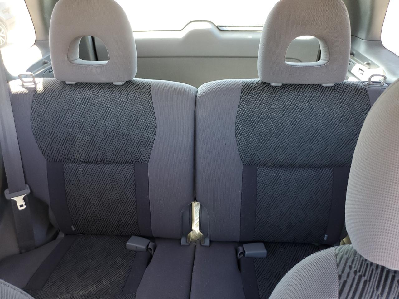 2003 Toyota RAV 4 - Image 10