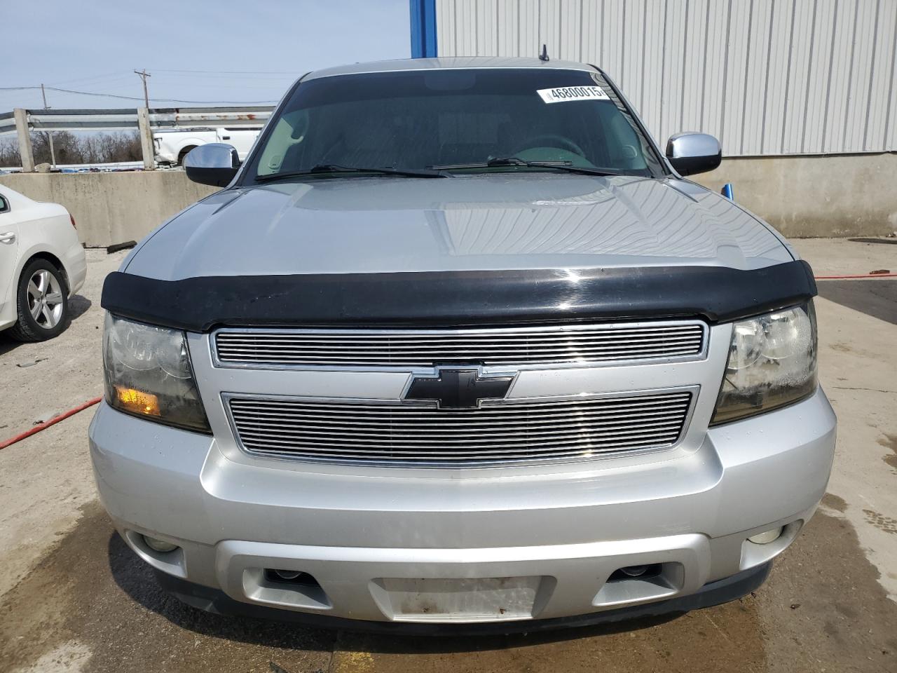 2010 Chevrolet Tahoe - Image 5