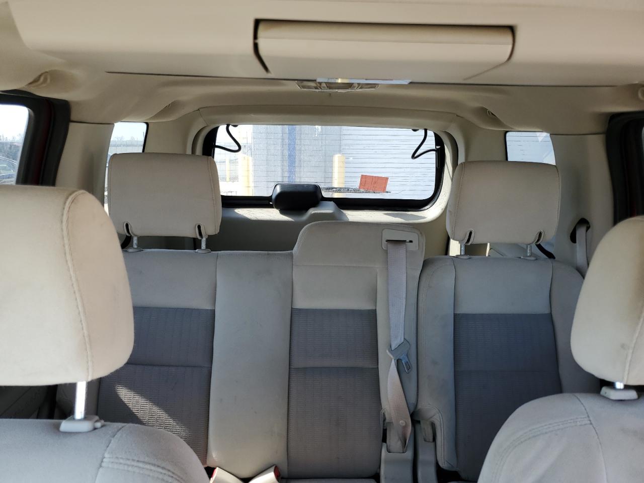 2007 Ford Explorer - Image 10