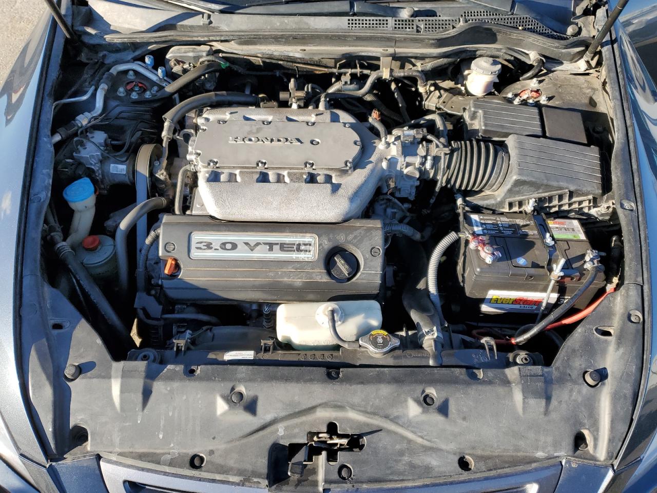 2004 Honda Accord - Image 11