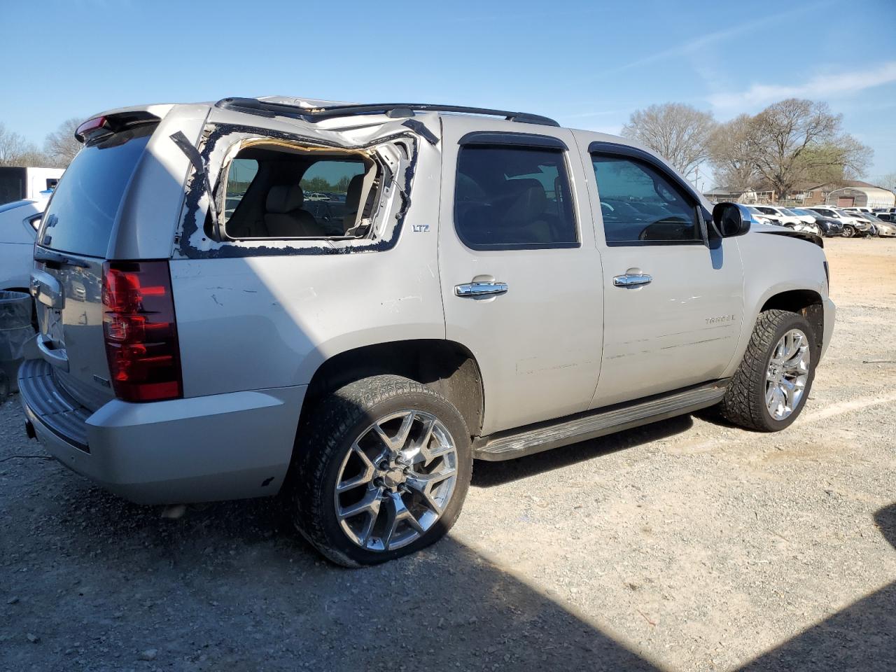 2008 Chevrolet Tahoe - Image 3