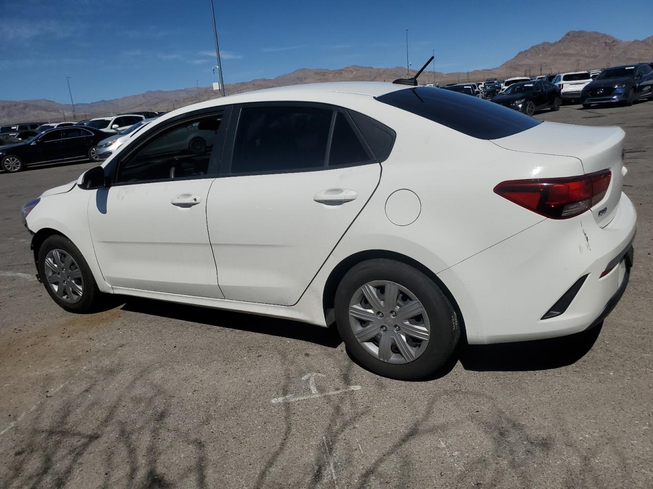 2021 Kia Rio - Image 2