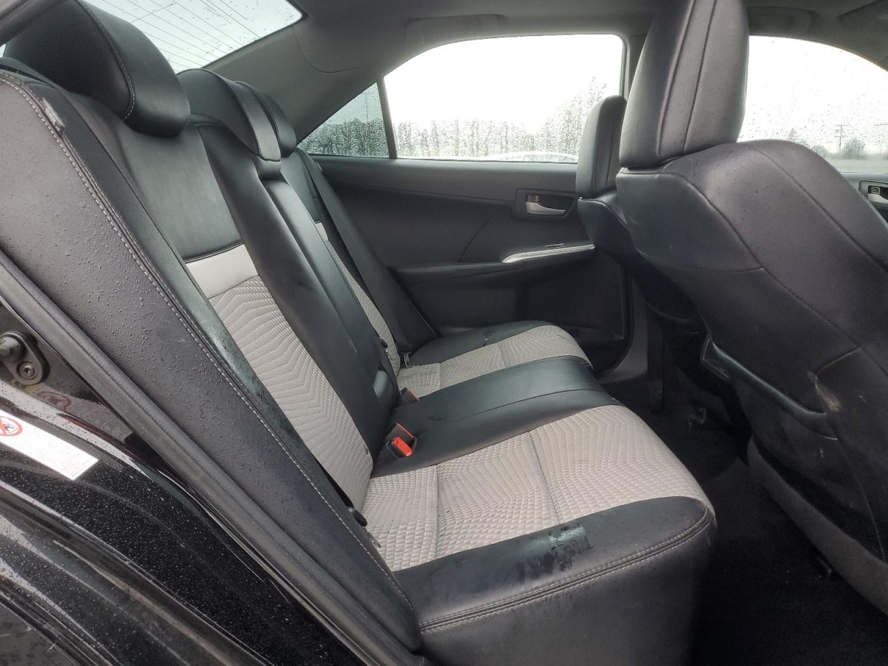 2012 Toyota Camry - Image 11