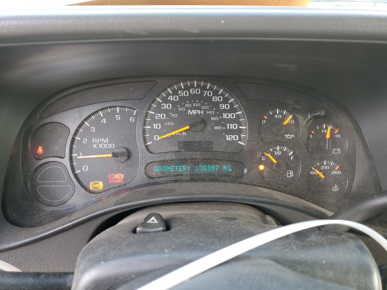 2004 Chevrolet Tahoe - Image 9