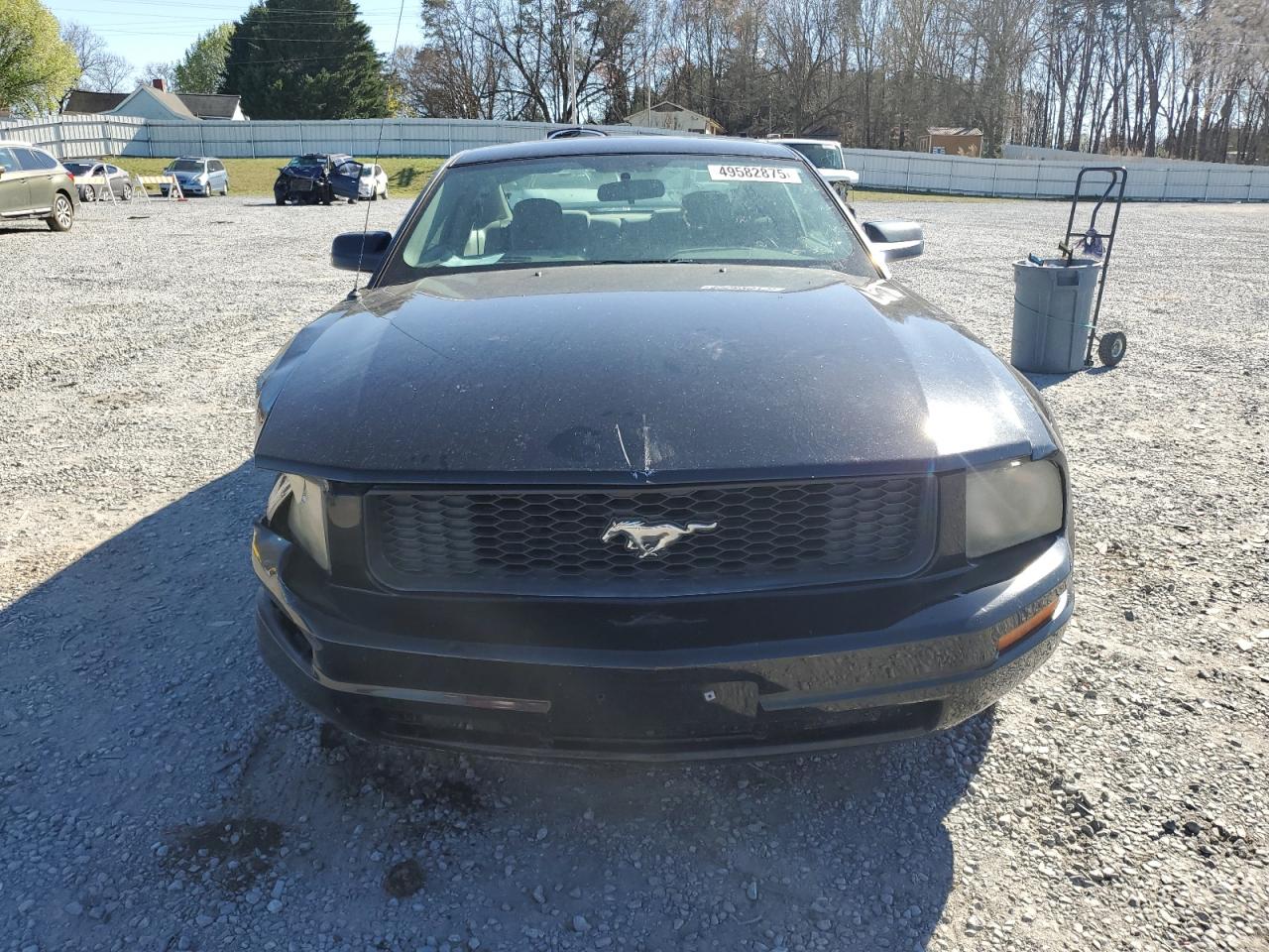 2005 Ford Mustang - Image 5