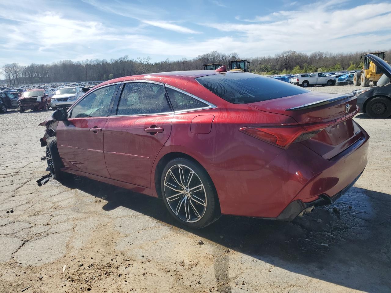 2021 Toyota Avalon - Image 2