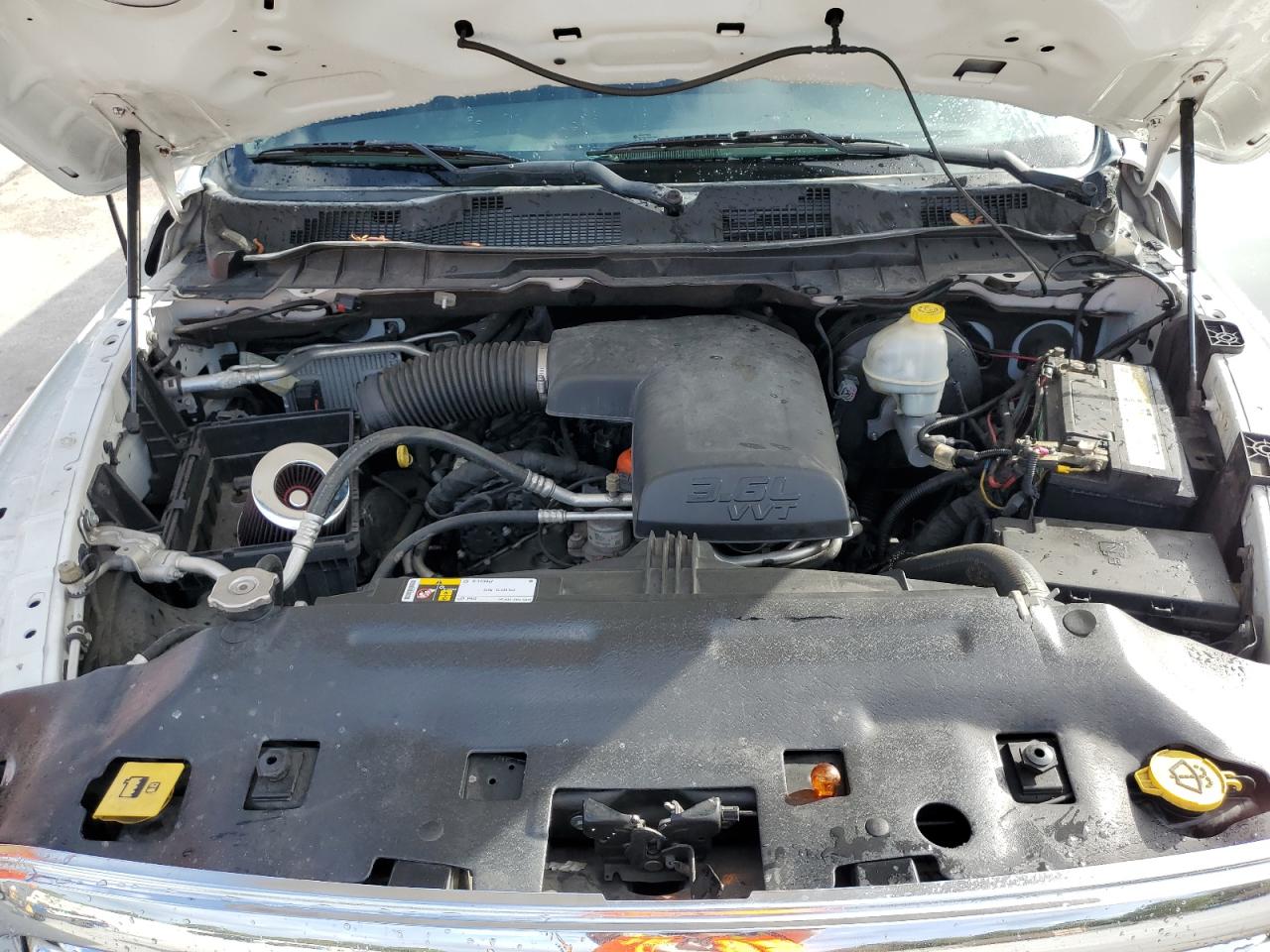 2016 RAM 1500 - Image 11
