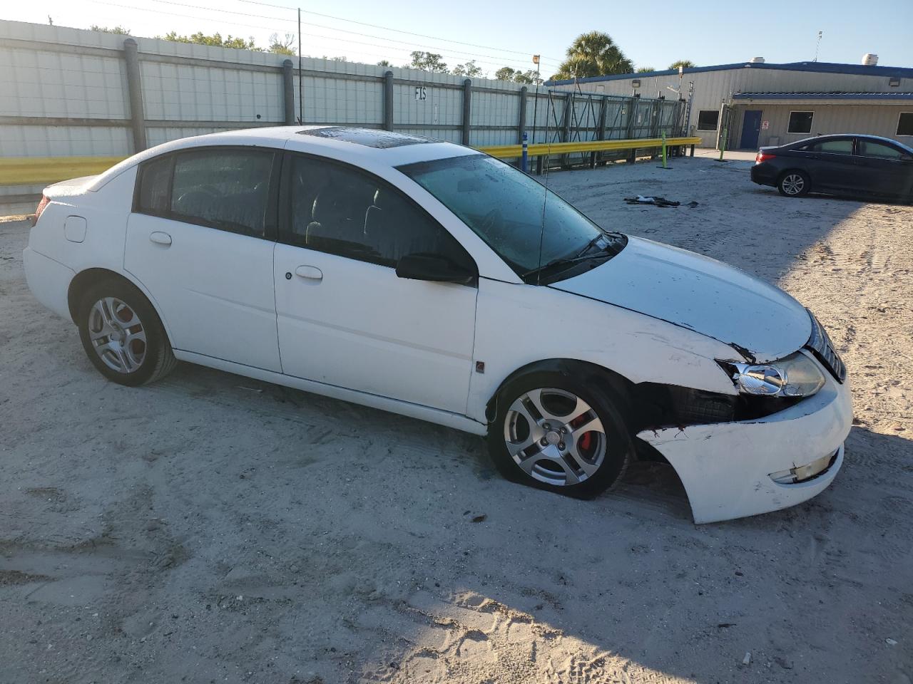 2007 Saturn ION - Image 4