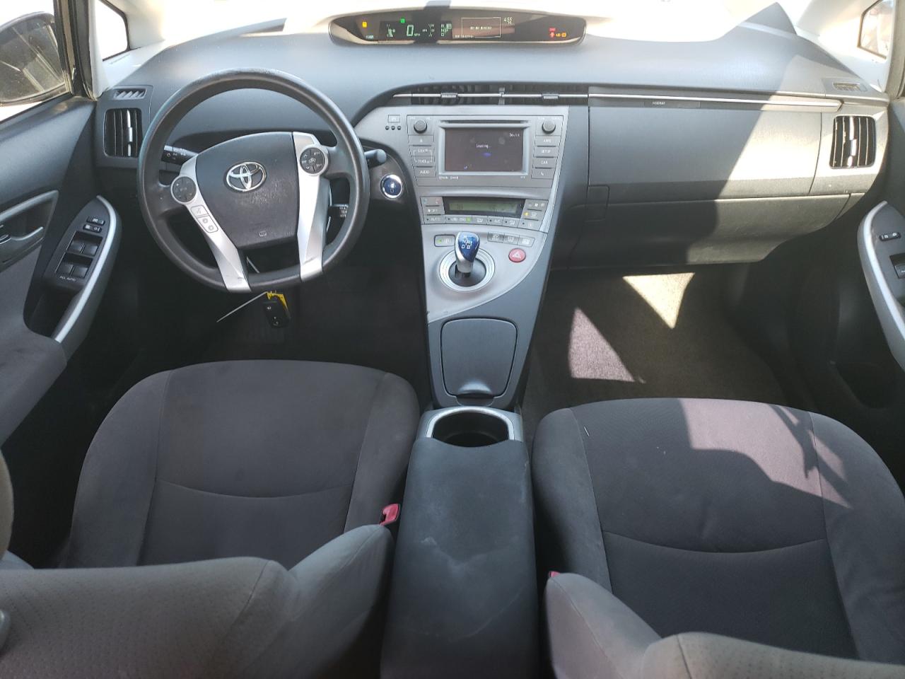 2013 Toyota Prius - Image 8