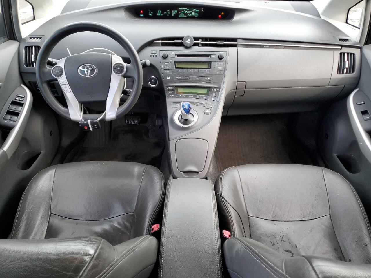 2011 Toyota Prius - Image 8