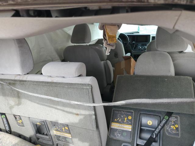 2015 TOYOTA SIENNA LE