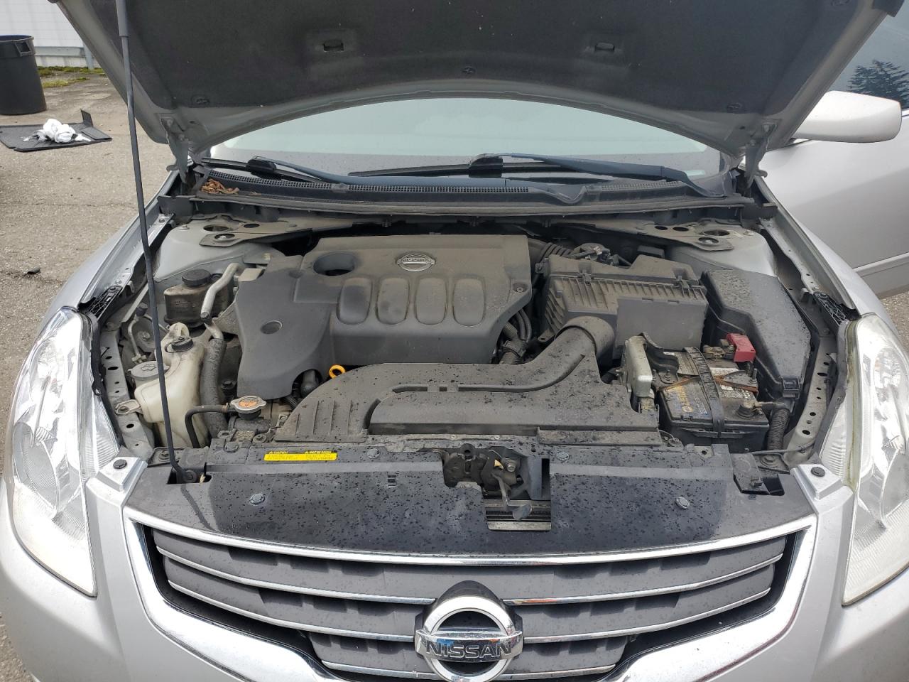 2010 Nissan Altima - Image 11