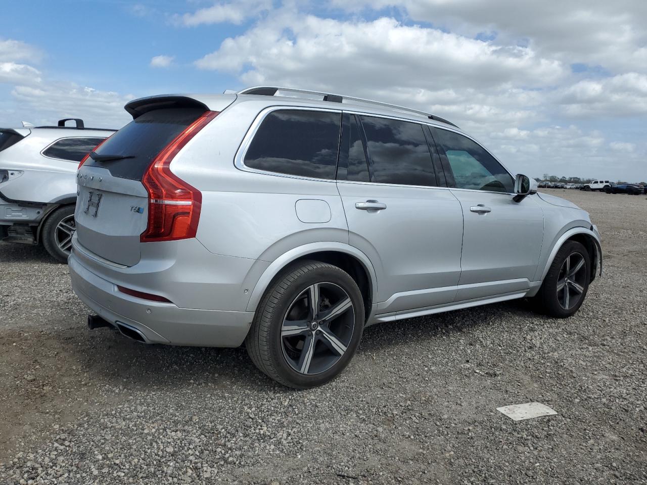 2017 Volvo XC90 - Image 3