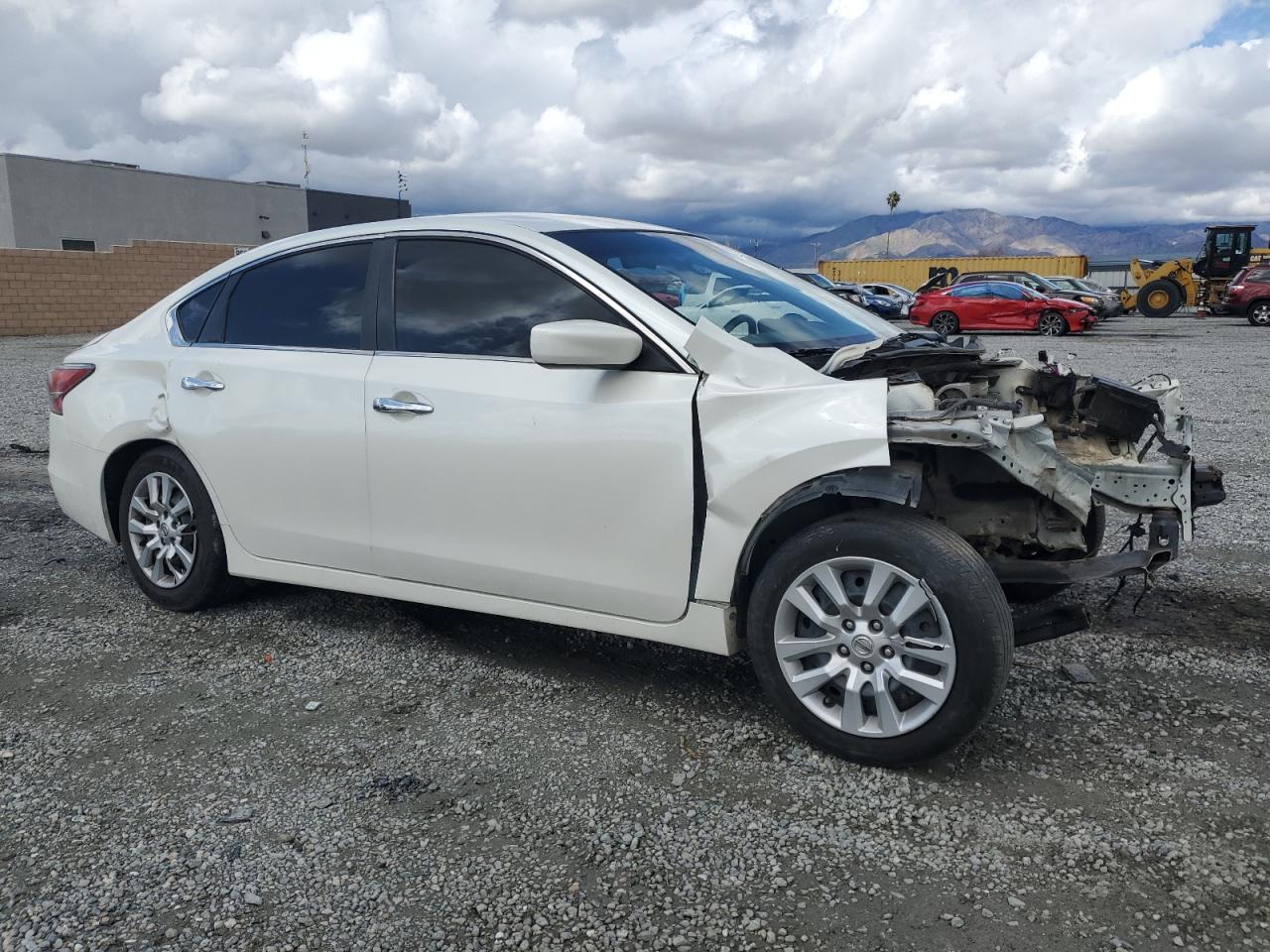 2014 Nissan Altima - Image 4