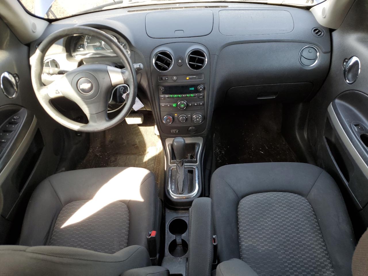 2010 Chevrolet HHR - Image 8