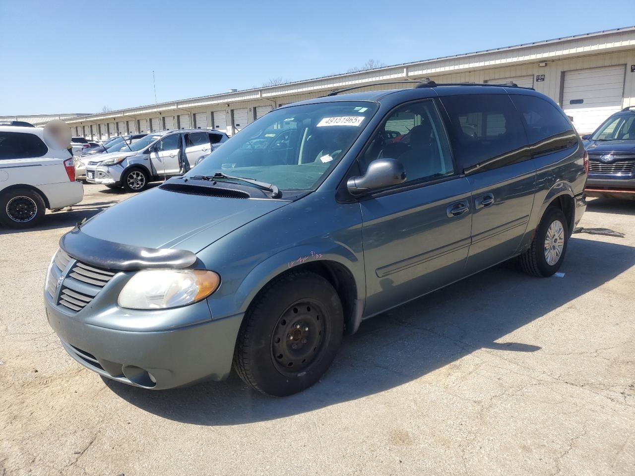 2005 Dodge Caravan - Image 1