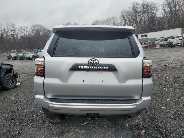  TOYOTA 4RUNNER 2024 Srebrny