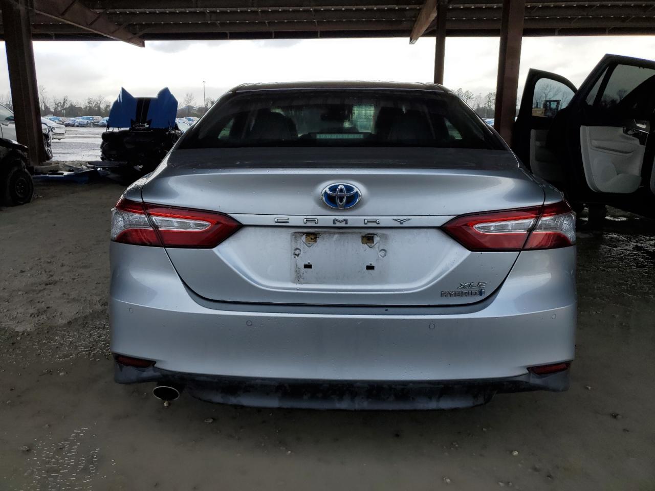 2018 Toyota Camry - Image 6